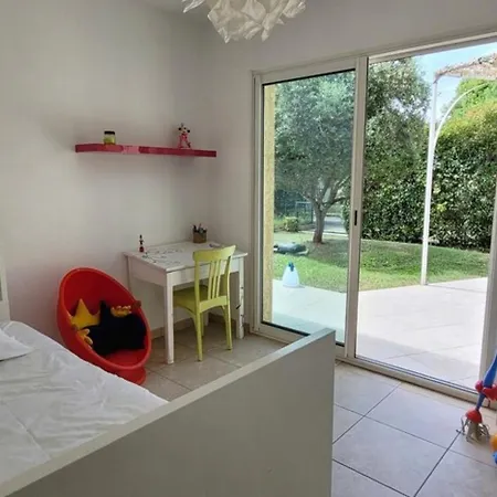 La Tranquillle - With Garden In Montpellier! מונפלייה