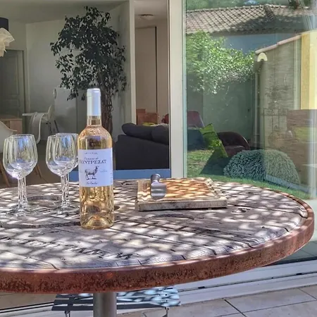 La Tranquillle - With Garden In Montpellier! בית נופש