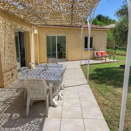 בית נופש La Tranquillle - With Garden In Montpellier! *